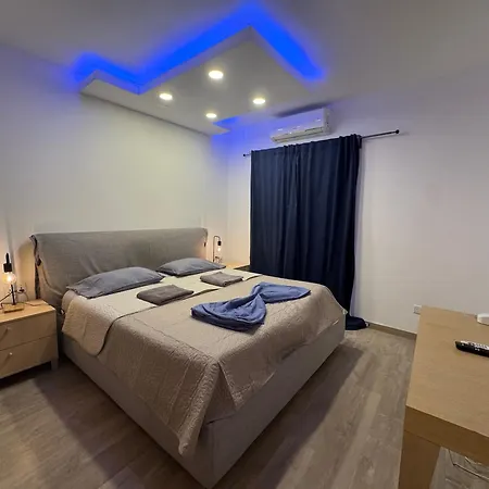 Hunters Palace Sliema, 8 Min Walk2 Sliema